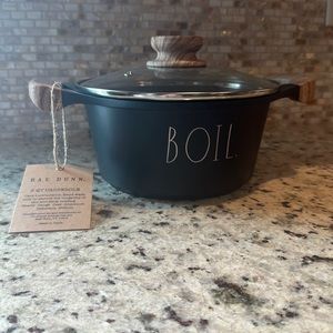 Rae Dunn 3 QT Casserole Pot with Lid